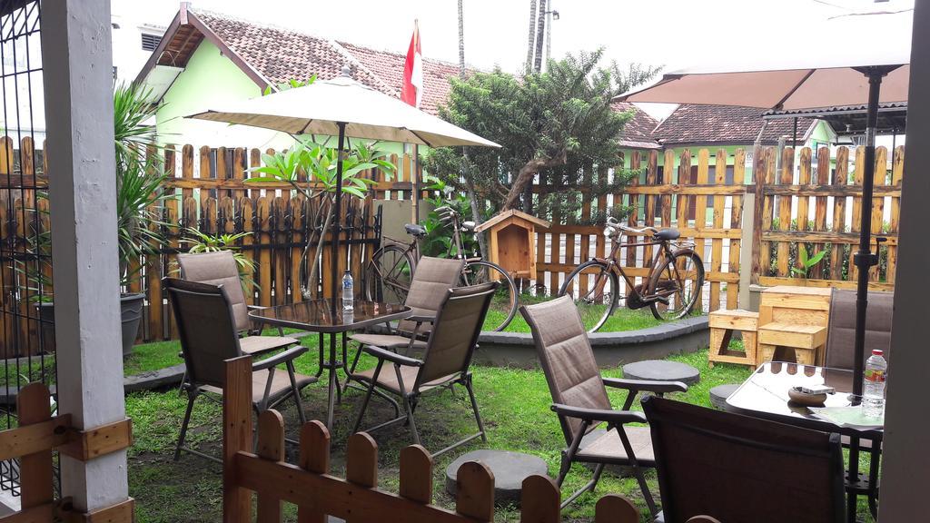 Rumah Roso Homestay Jogyakarta Zewnętrze zdjęcie