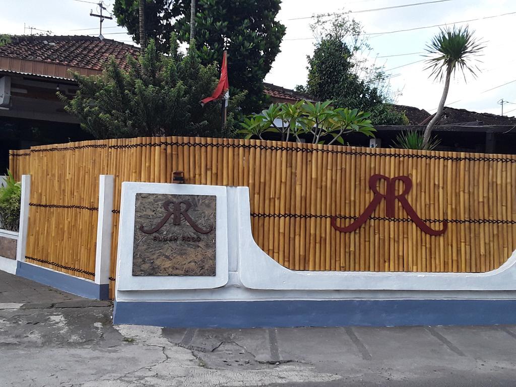 Rumah Roso Homestay Jogyakarta Zewnętrze zdjęcie